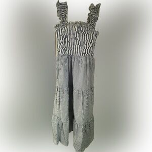 NWOT Sugar Lips midi dress tiered M